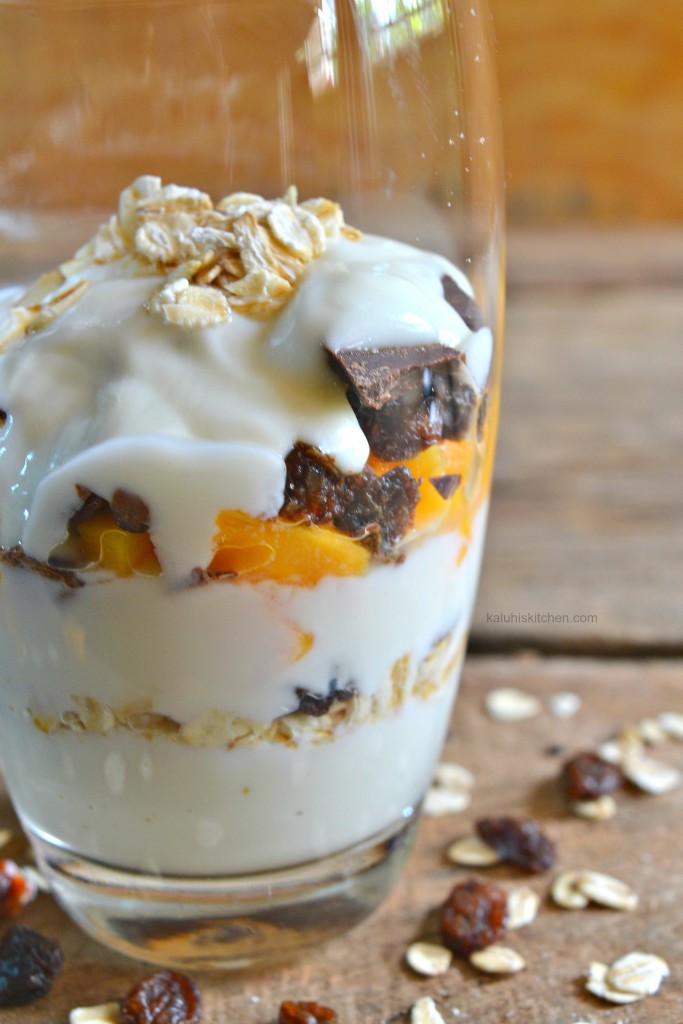 mango-and-dark-chocolate-parfait